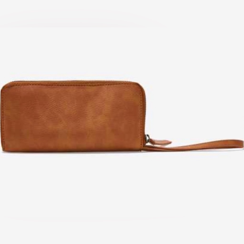 Free People Distressed Vegan Wallet 58 Retail Brand New With Tags